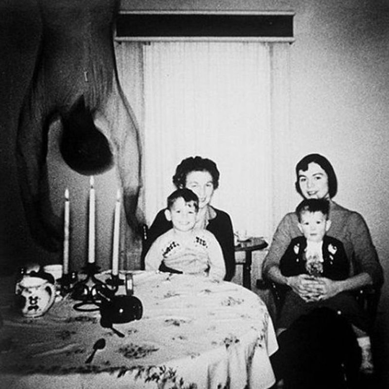 strange bizarre unexplained ufo ghost paranormal photos