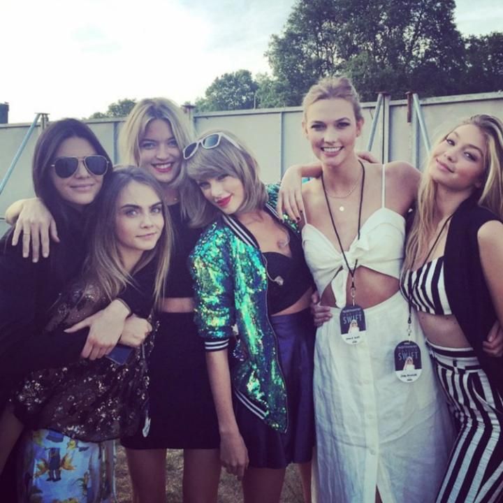 Sebelumnya Kendall Jenner termasuk salah satu anggota girl squad Taylor Swift.