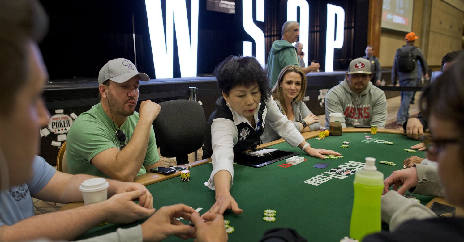 Лас Вегас WSOP. Покер в четверг.